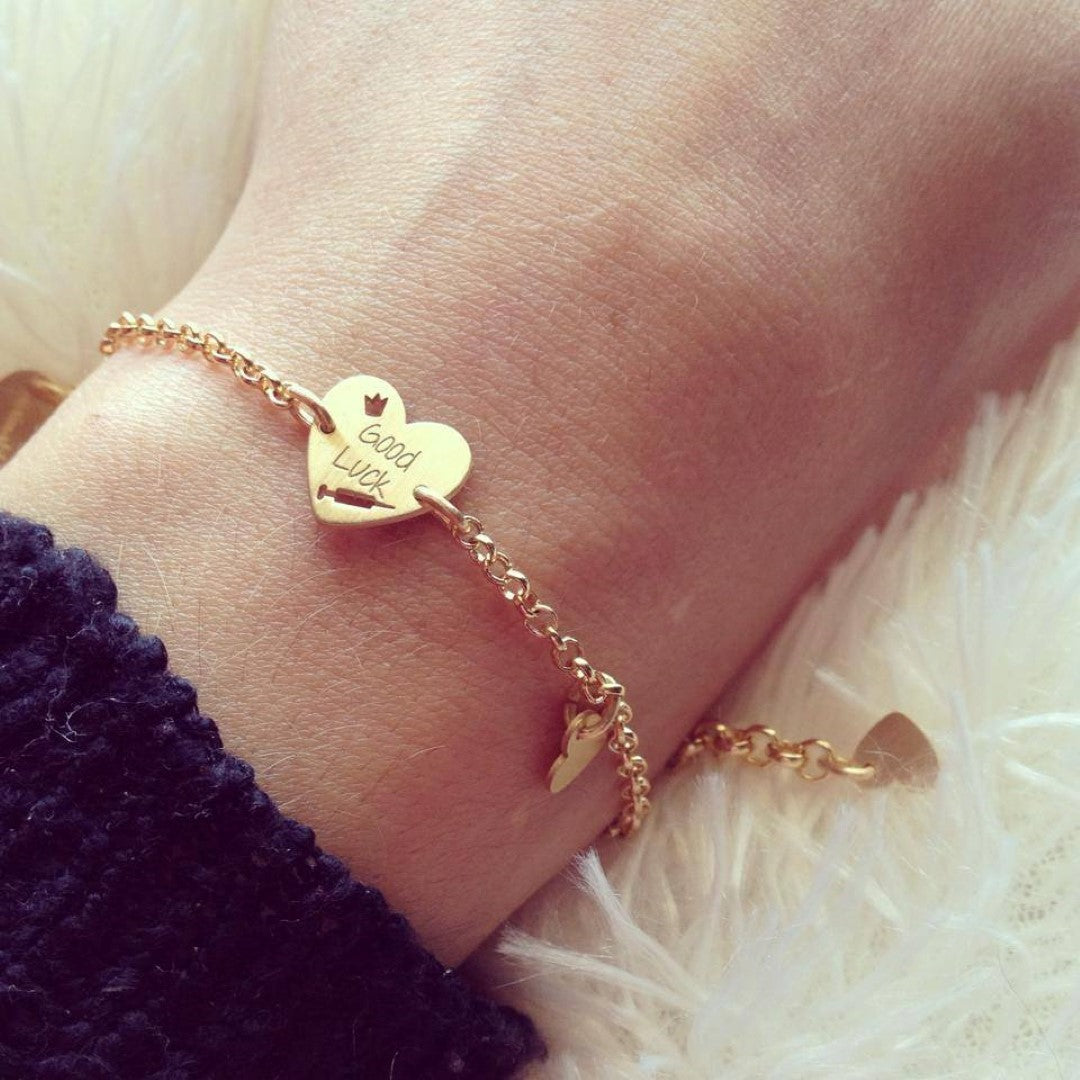 pulseira love coração