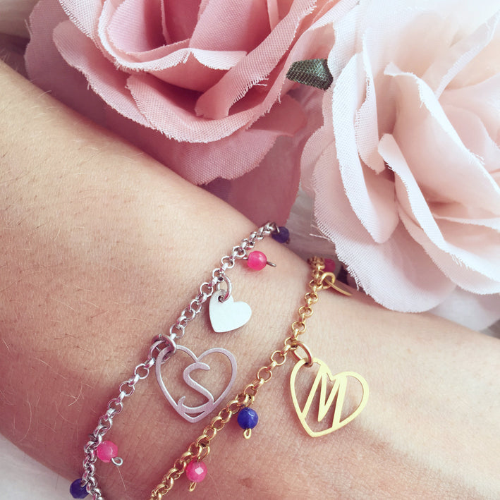 pulseira com letra