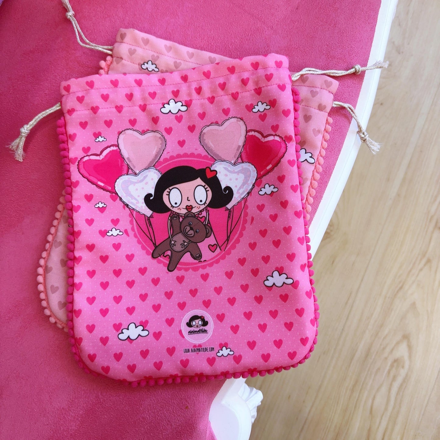 saco lanche/ roupa pompons